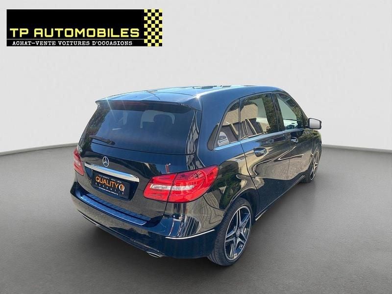 Gebraucht Mercedes B250 211 PS (155 kW) 2014 Van / Kleinbus