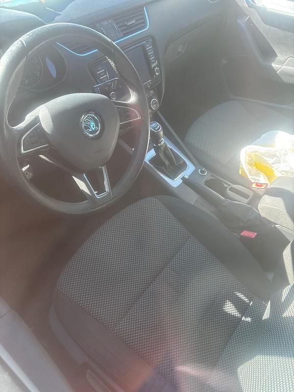 Gebraucht Skoda Octavia Fresh 110 PS (80 kW) 2016 Kleinwagen