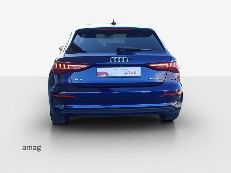 Gebraucht Audi A3 S-Line 150 PS (110 kW) 2022 Navarrablau metallic Limousine