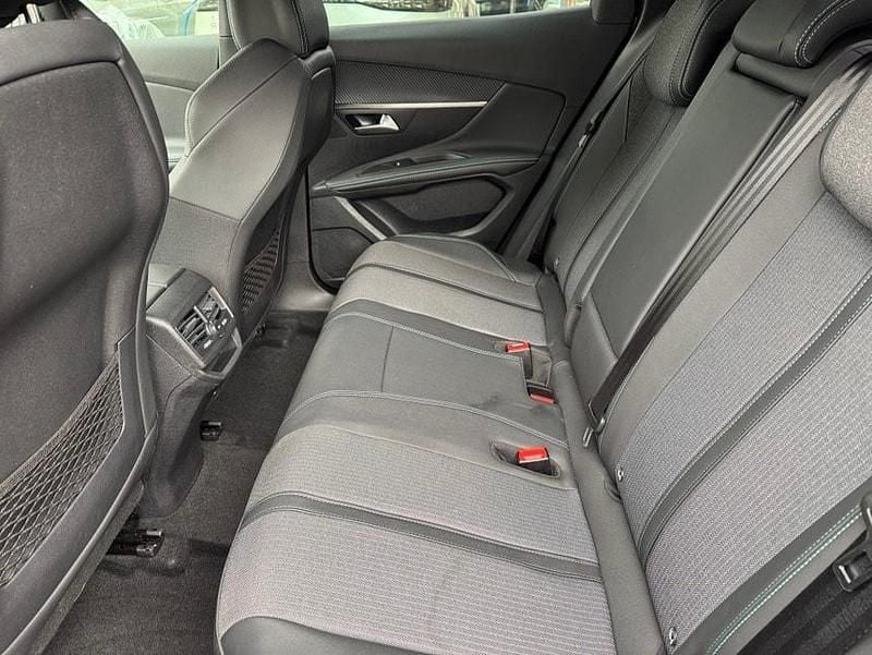 Gebraucht Peugeot 3008 Allure 180 PS (132 kW) 2023 SUV