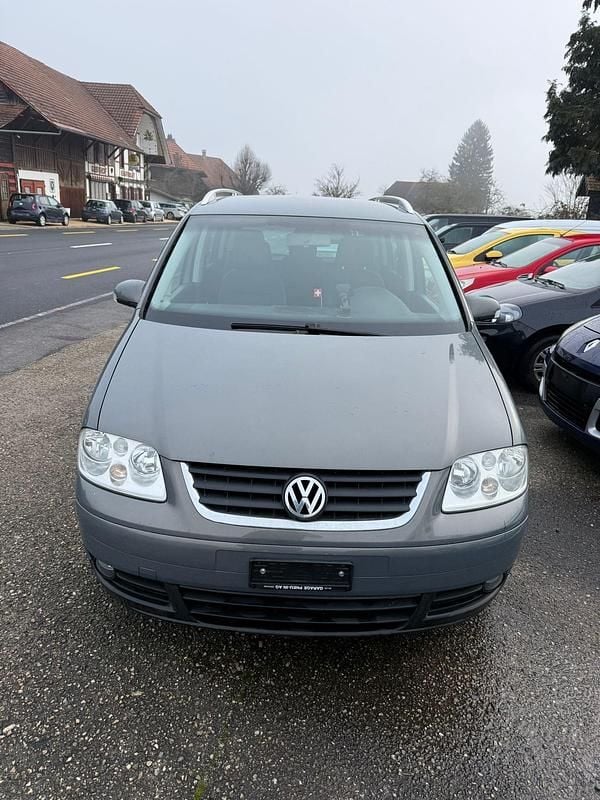 Gebraucht VW Touran Trendline 140 PS (102 kW) 2005 Van / Kleinbus