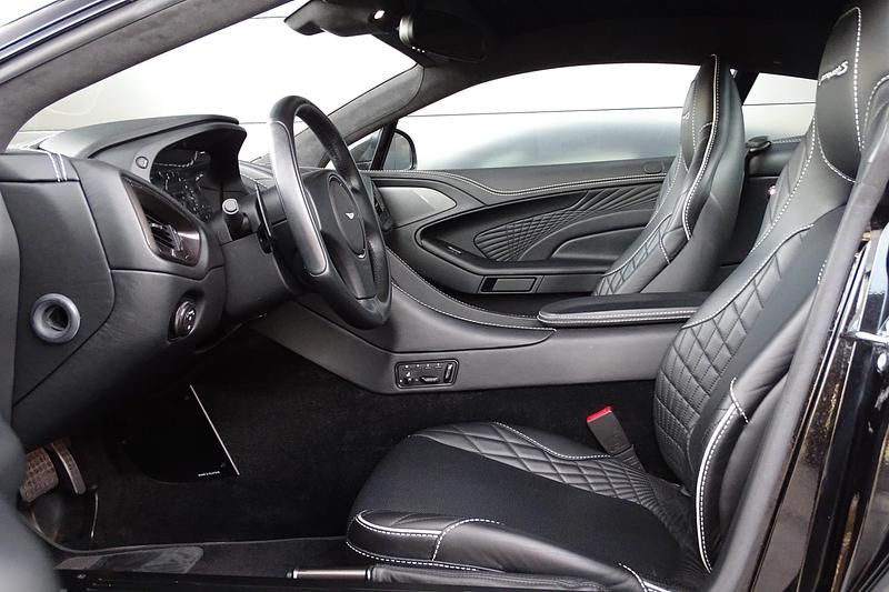 Gebraucht Aston Martin Vanquish 603 PS (443 kW) 2017 Schwarz Coupé
