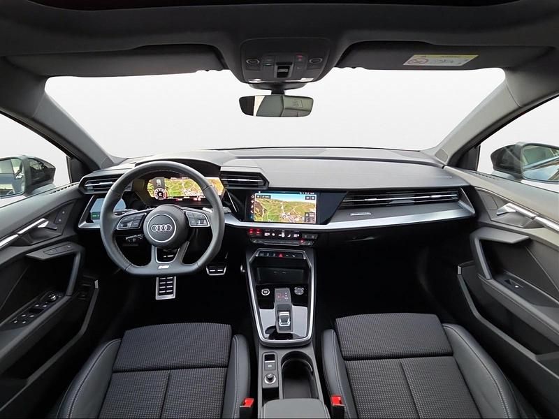 Gebraucht Audi A3 S-Line 190 PS (139 kW) 2024 Schwarz Limousine