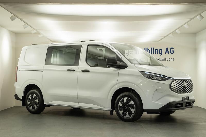 Weiss Neu 2025 Ford E-Transit Trend Van | CHF 41’700 (Fairer Preis) - Bild 1/4