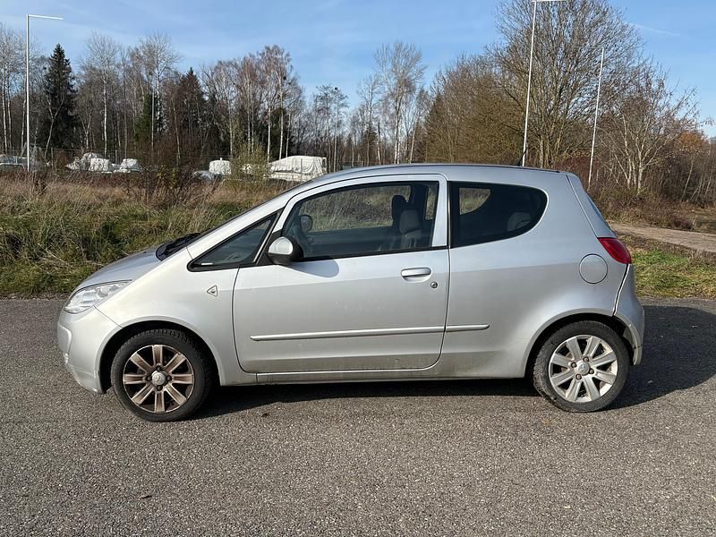 Gebraucht Mitsubishi Colt 95 PS (69 kW) 2008