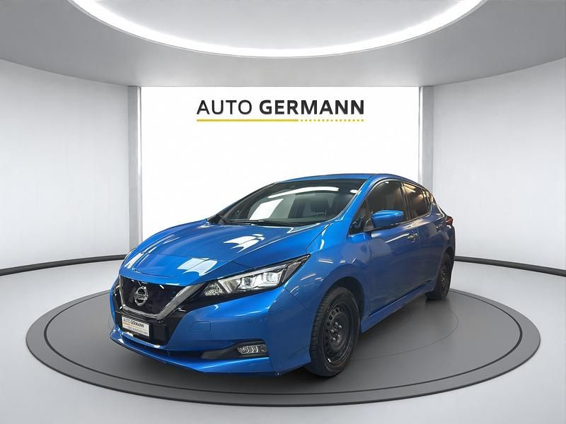 Blau Gebraucht 2020 Nissan Leaf N-Connecta Kleinwagen | CHF 14’900 (Superpreis) - Bild 1/4
