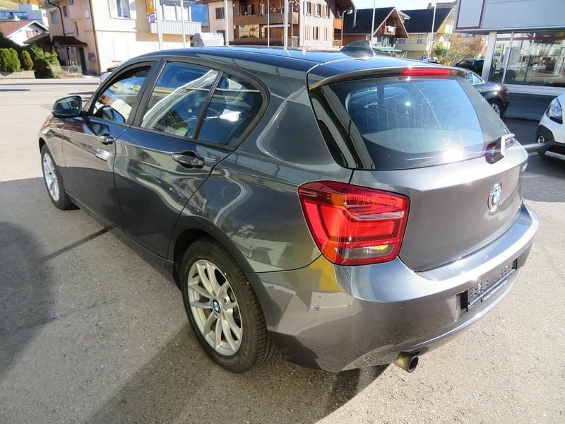 Gebraucht BMW 116 Sport Line 136 PS (100 kW) 2013 Grau Kleinwagen