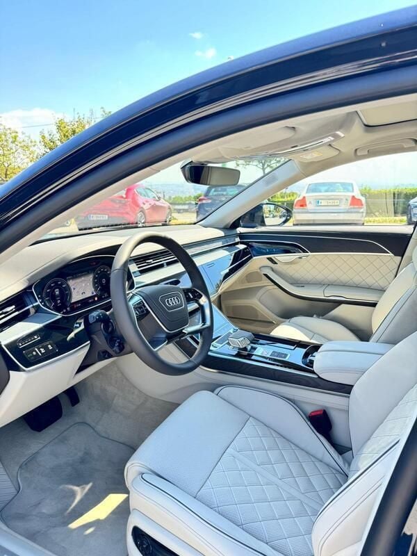 Gebraucht Audi A8 462 PS (339 kW) 2024 Limousine