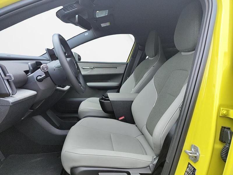 Gebraucht Volvo EX30 Plus 200 kW (272 PS) 2024 Gelb SUV