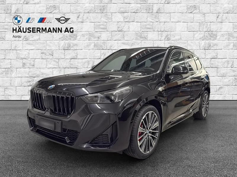 Schwarz Neu 2025 BMW X1 M Sport SUV | CHF 75’150 (Fairer Preis) - Bild 1/4
