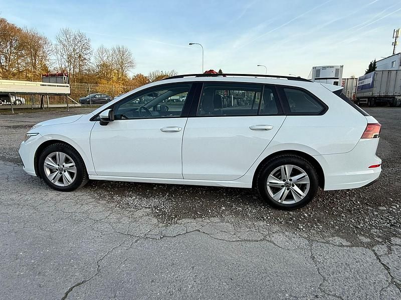 Gebraucht VW Golf VIII Life 115 PS (84 kW) 2022 Kombi