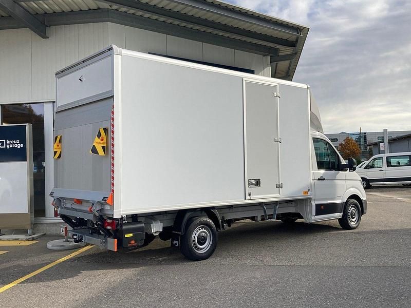 Gebraucht VW Crafter 163 PS (119 kW) 2024 Weiss Van