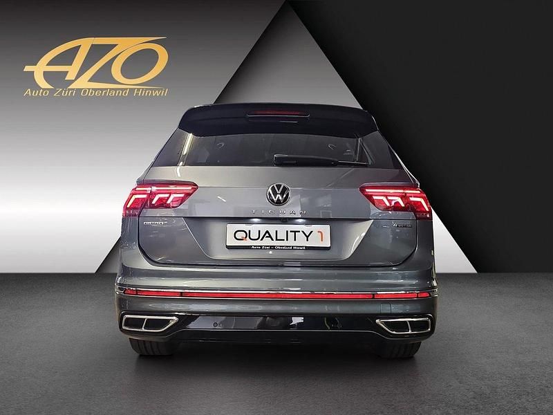 Gebraucht VW Tiguan Allspace R-line 244 PS (179 kW) 2022 SUV