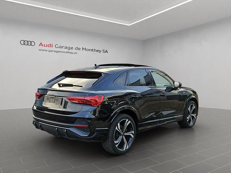 Gebraucht Audi Q3 Sportback S-Line 245 PS (180 kW) 2022 SUV