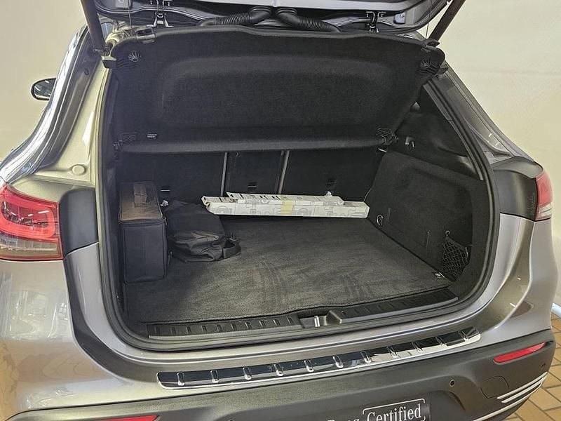 Gebraucht Mercedes EQA250 Electric Art 139 kW (190 PS) 2021 Grau SUV