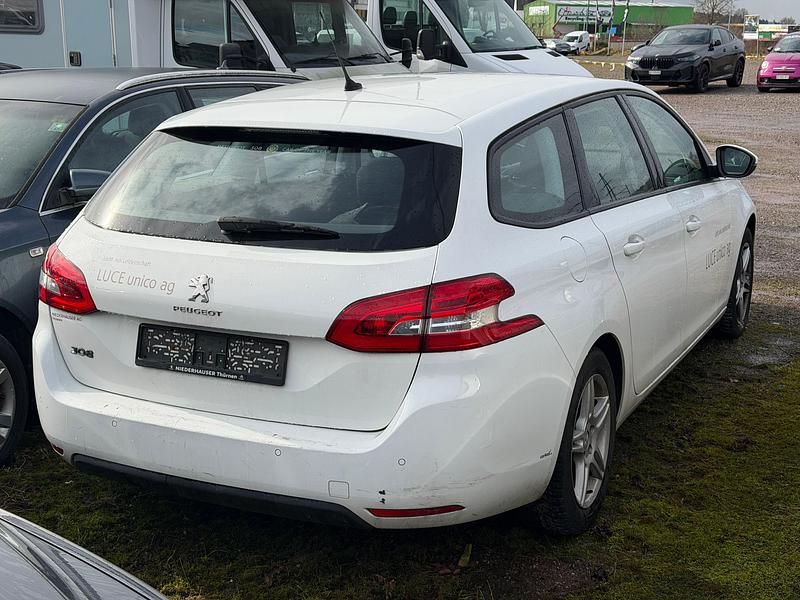 Gebraucht Peugeot 308 SW Allure 131 PS (96 kW) 2014 Kombi