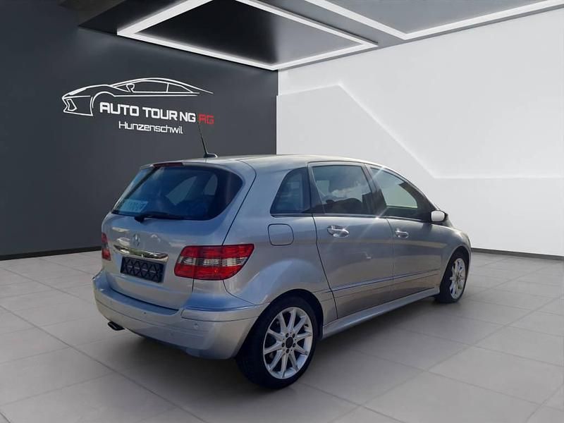 Gebraucht Mercedes B200 136 PS (100 kW) 2008 Van / Kleinbus