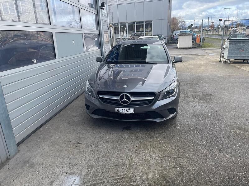 Gebraucht Mercedes CLA200 156 PS (114 kW) 2014