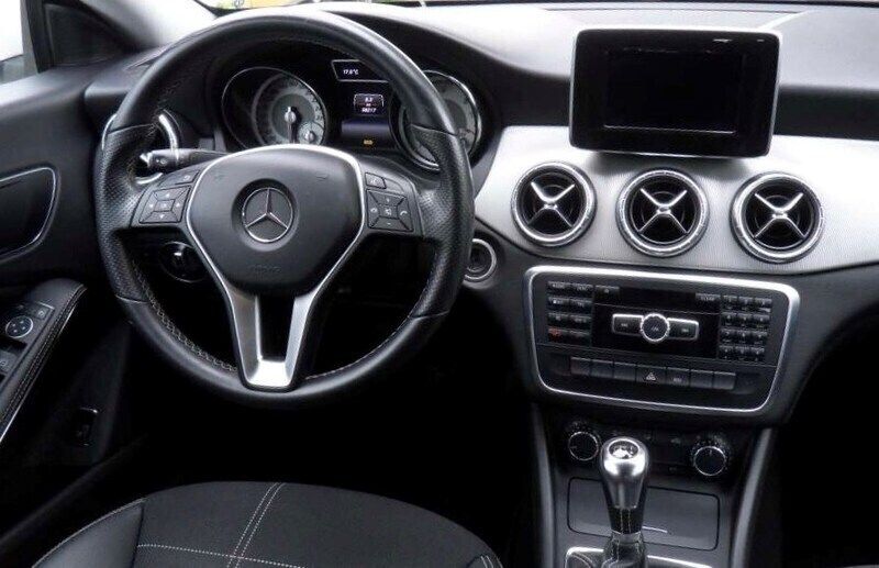 Gebraucht Mercedes CLA180 AMG line 122 PS (89 kW) 2013 Limousine