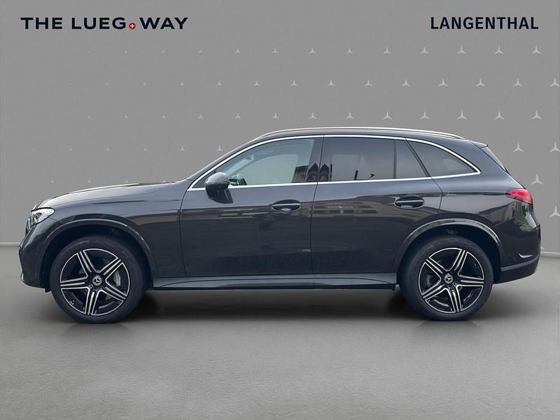 Gebraucht Mercedes GLC220 197 PS (144 kW) 2024 Grau SUV