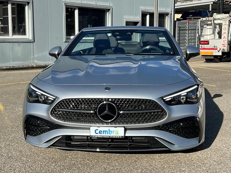 Silber Gebraucht 2025 Mercedes CLE200 Premium | CHF 66’850 - Bild 1/4