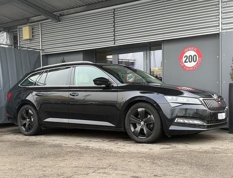 Gebraucht Skoda Superb Style 190 PS (139 kW) 2021 Kombi
