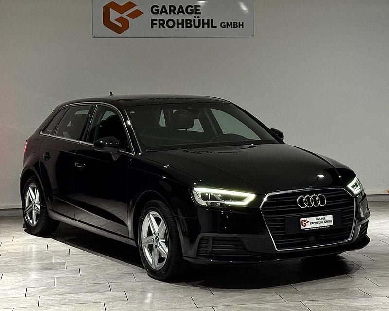 Gebraucht Audi A3 Sport 150 PS (110 kW) 2018 Schwarz Limousine