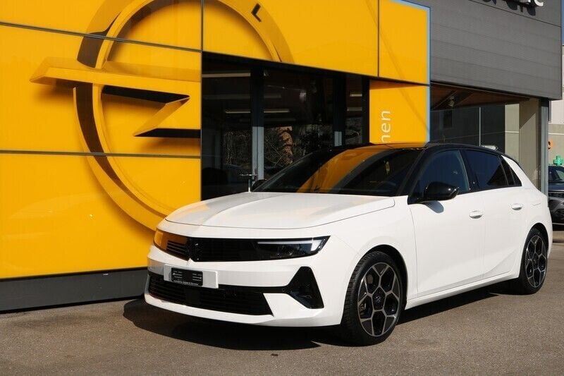 Schwarz Gebraucht 2023 Opel Astra Limousine | CHF 28’900 (Fairer Preis) - Bild 1/4