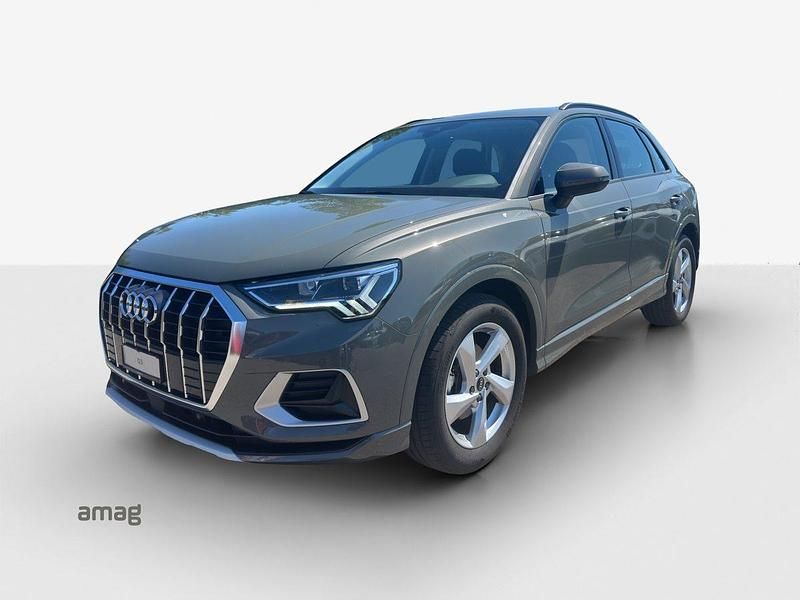 Chronosgrau metallic Gebraucht 2025 Audi Q3 Advanced SUV | CHF 37’900 (Superpreis) - Bild 1/4