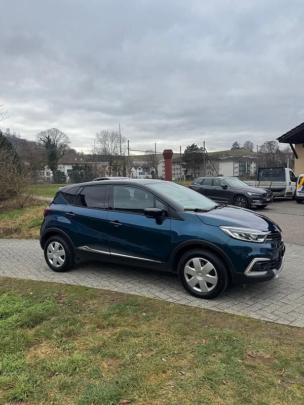 Gebraucht 2017 Renault Captur Intens SUV | CHF 9’900 (Guter Preis) - Bild 1/4