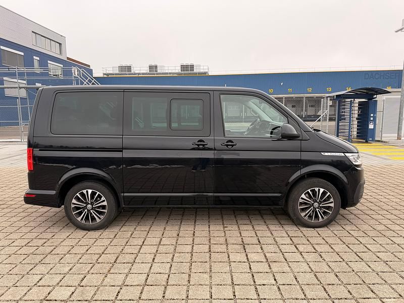 Gebraucht VW Multivan Comfortline 204 PS (150 kW) 2022 Van
