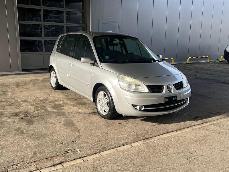 Gebraucht 2008 Renault Scénic II Van / Kleinbus | CHF 1’290 (Etwas zu teuer) - Bild 1/4