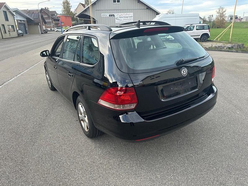 Gebraucht VW Golf VI Comfortline 105 PS (77 kW) 2009 Kleinwagen