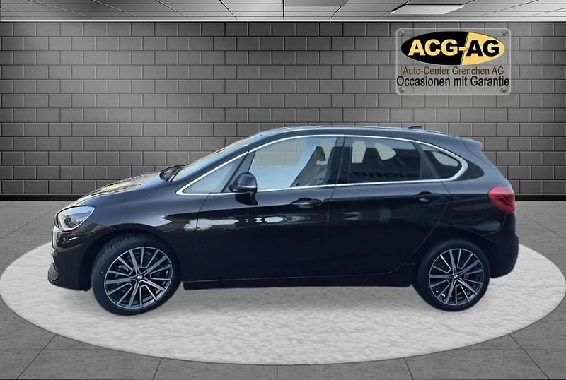 Gebraucht BMW 220 Active Tourer Luxury Line 190 PS (139 kW) 2021 Van / Kleinbus