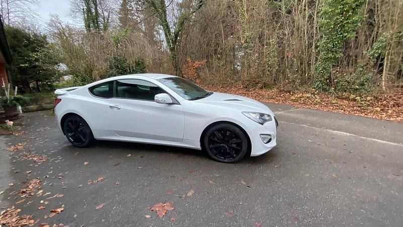 Gebraucht 2014 Hyundai Genesis Turbo Coupé | CHF 17’800 - Bild 1/4