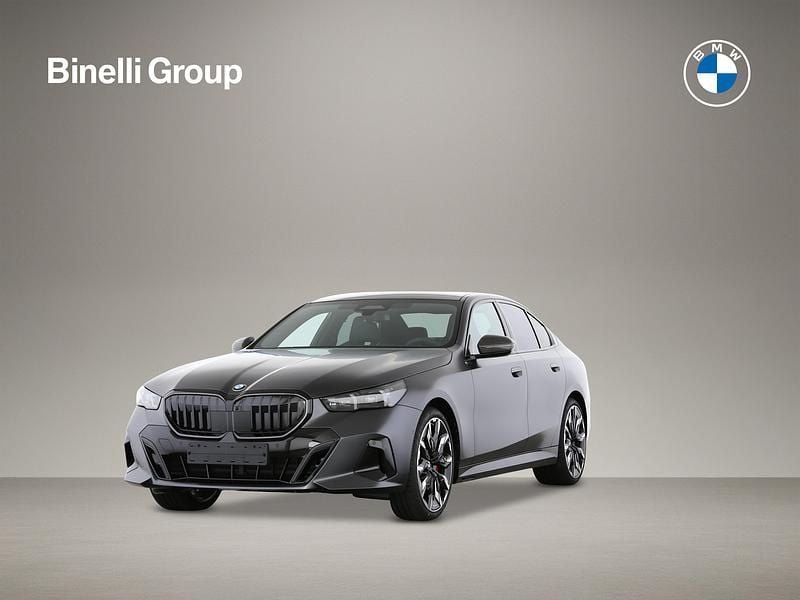 Neu BMW 540 Comfort Edition 303 PS (222 kW) 2026 Grau Limousine