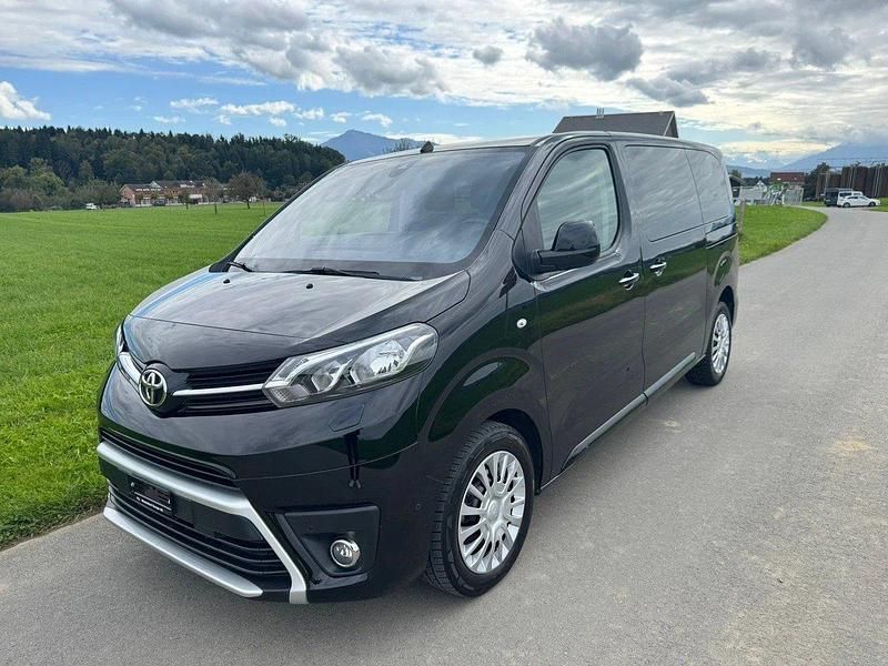 Gebraucht Toyota Proace Verso 177 PS (130 kW) 2022 Kombi