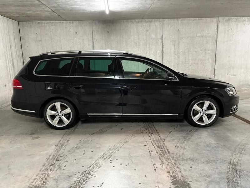Gebraucht VW Passat Highline 140 PS (102 kW) 2013 Kombi