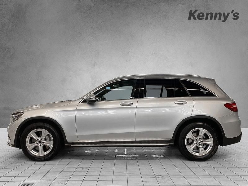 Gebraucht Mercedes GLC250 AMG line 211 PS (155 kW) 2018 Silber SUV