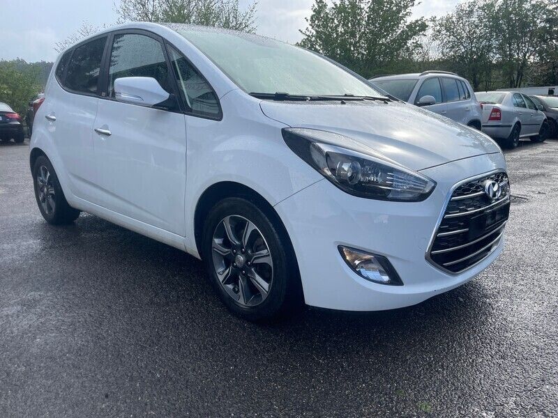 Gebraucht Hyundai ix20 125 PS (91 kW) 2017 Kleinwagen
