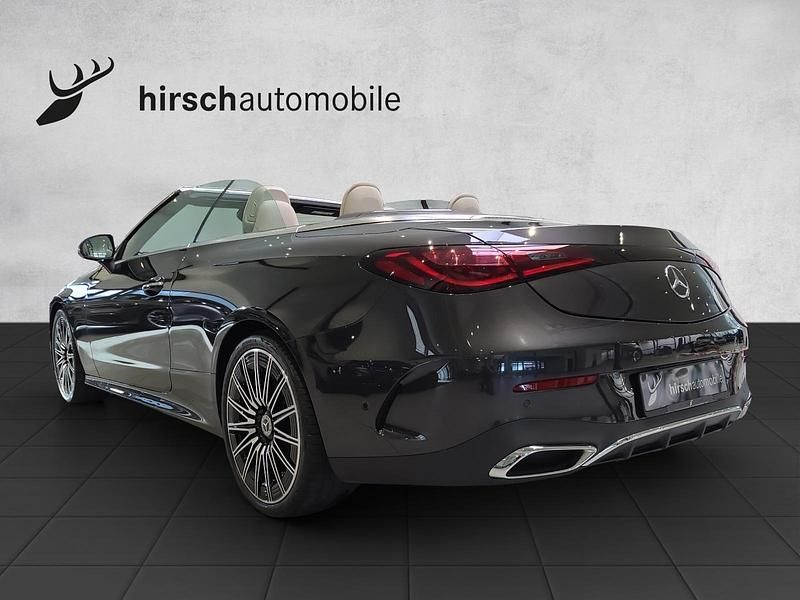 Gebraucht Mercedes CLE200 204 PS (150 kW) 2024 Grau Cabrio