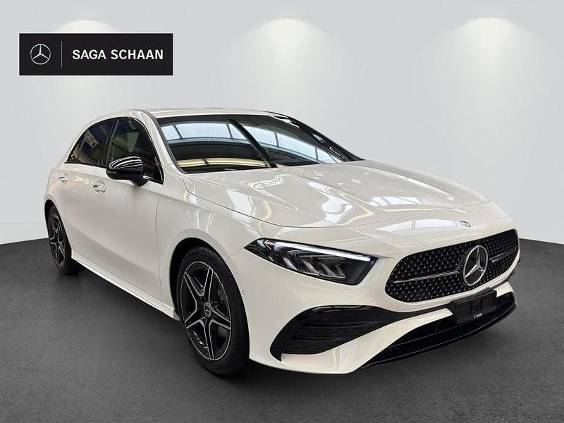 Neu Mercedes A200 163 PS (119 kW) 2025 Limousine