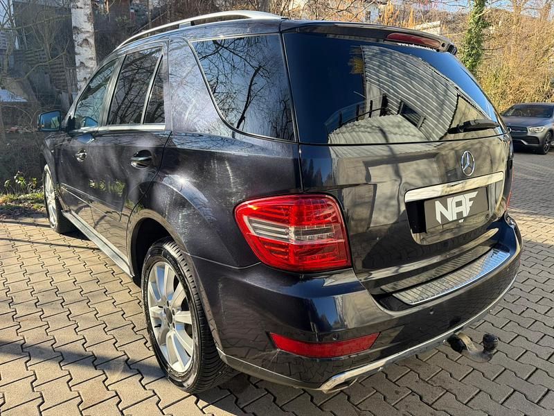 Gebraucht Mercedes ML350 Edition 231 PS (169 kW) 2011 SUV
