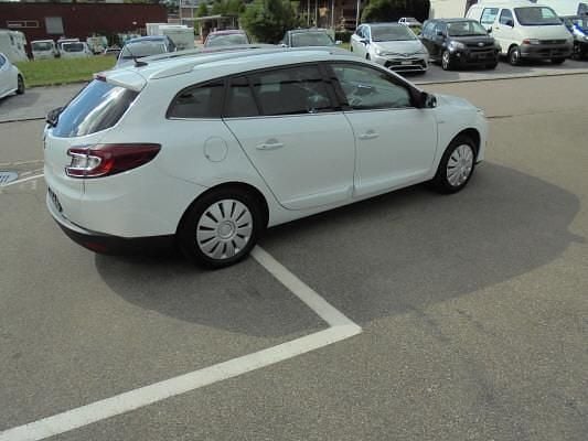 Gebraucht Renault Mégane GrandTour Bose Edition 110 PS (80 kW) 2016 Weiss Kombi