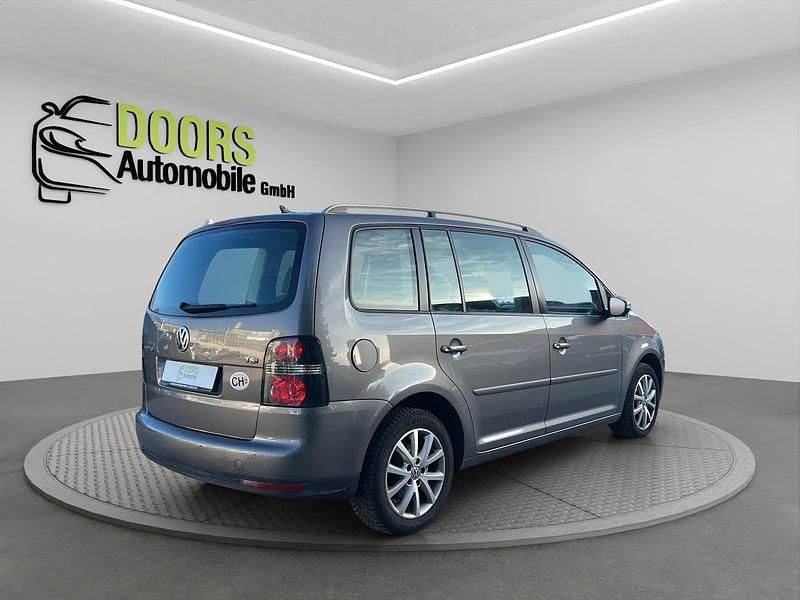 Gebraucht VW Touran Team 140 PS (102 kW) 2010 Van / Kleinbus