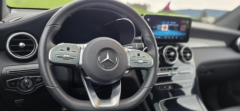 Gebraucht Mercedes GLC300e AMG line Plus 319 PS (234 kW) 2021