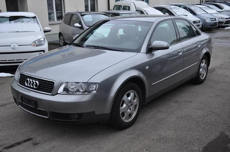 Gebraucht Audi A4 130 PS (95 kW) 2003 Grau, metallic Limousine