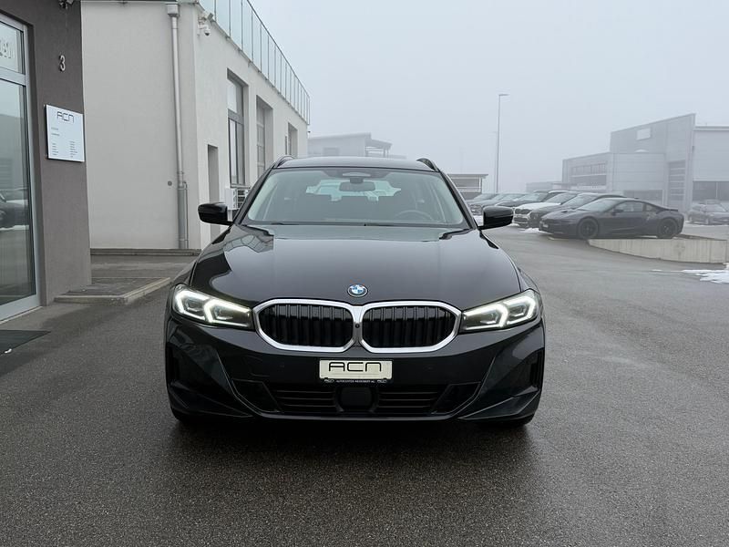 Gebraucht BMW 320e 190 PS (139 kW) 2023 Kombi