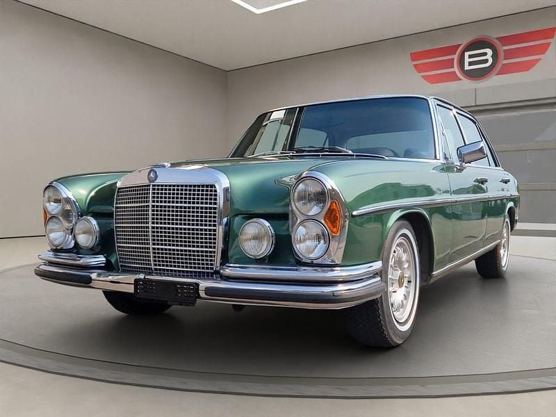 Gebraucht Mercedes 300 200 PS (147 kW) 1971 Limousine