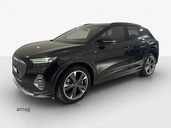 Gebraucht Audi Q4 e-tron S-Line 219 kW (299 PS) 2021 Mythosschwarz metallic SUV